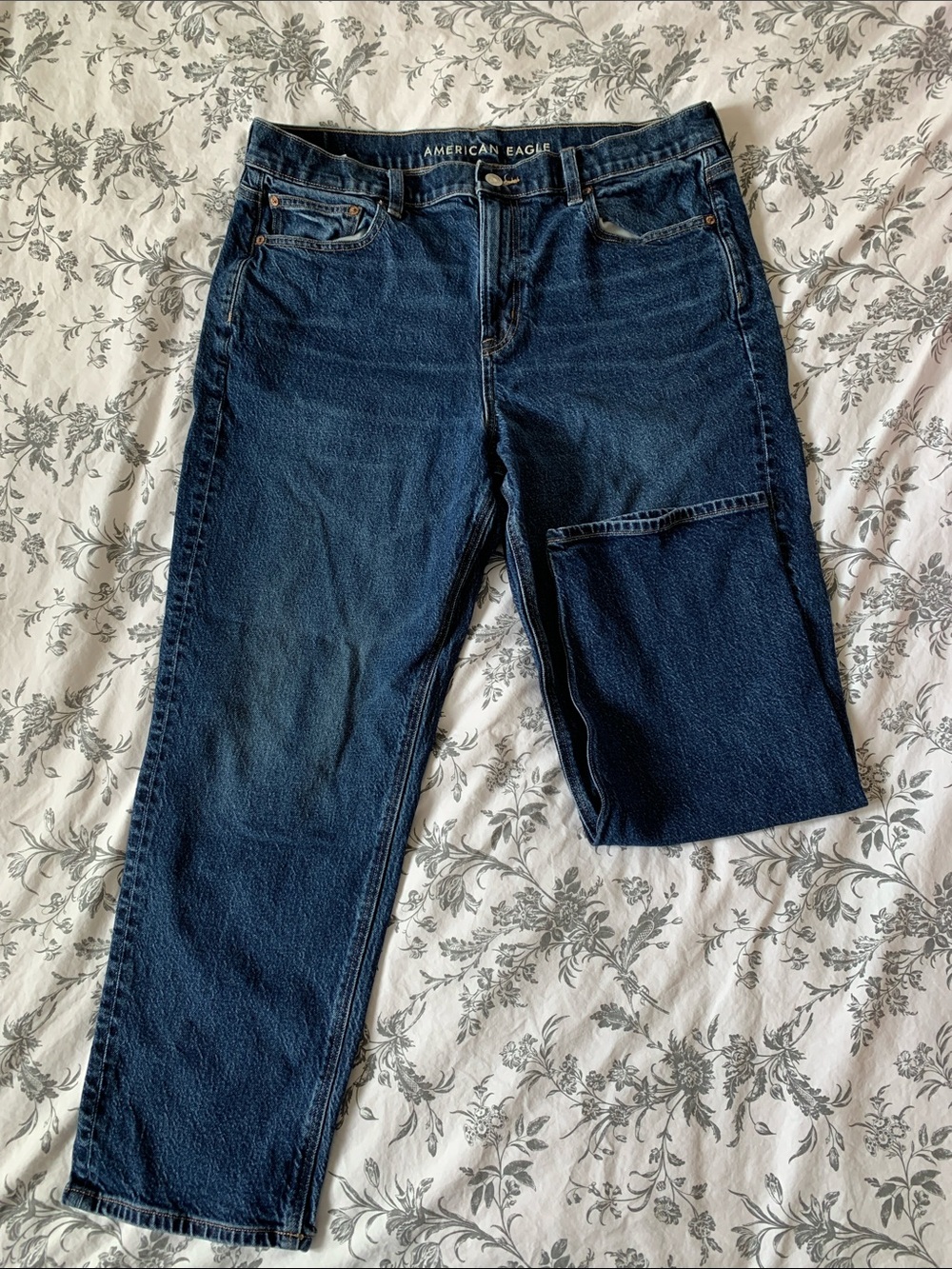 American Eagle Outfitters Women's Dark Indigo Super High-Rise Straight-Leg Jeans